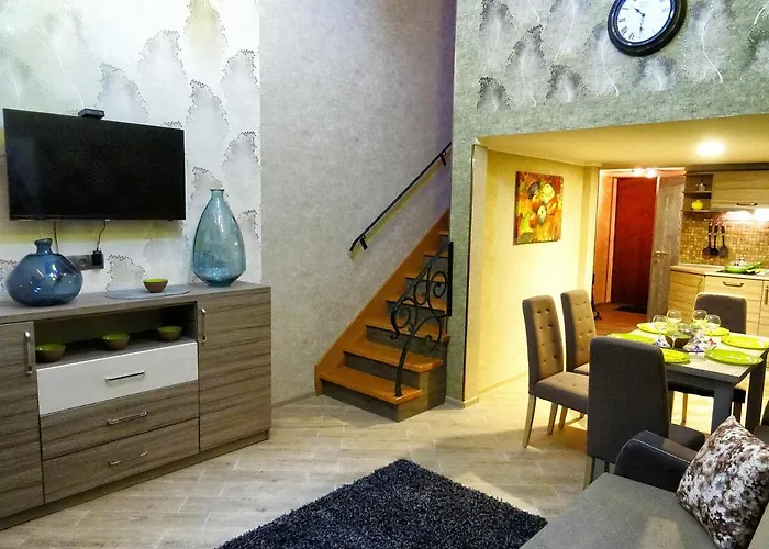 Cozy 2 Levels Apartment On The First Line To The Sea