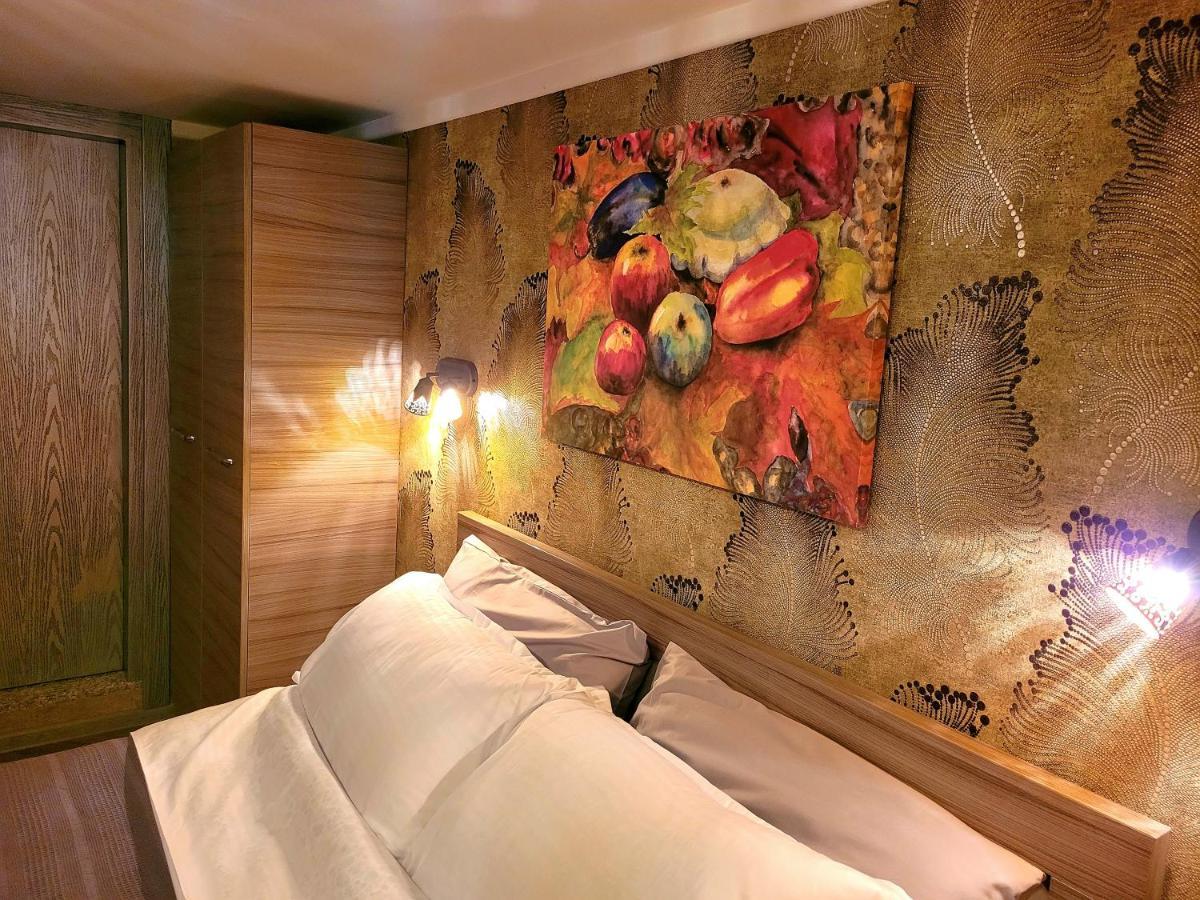 Cozy 2 Levels On The First Line To The Sea Apartament Batumi