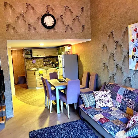 Cozy 2 Levels Apartment On The First Line To The Sea Batumi Zewnętrze zdjęcie