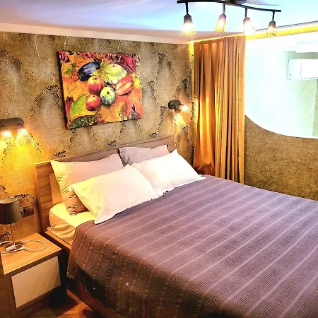 Cozy 2 Levels Apartment On The First Line To The Sea Batumi Zewnętrze zdjęcie